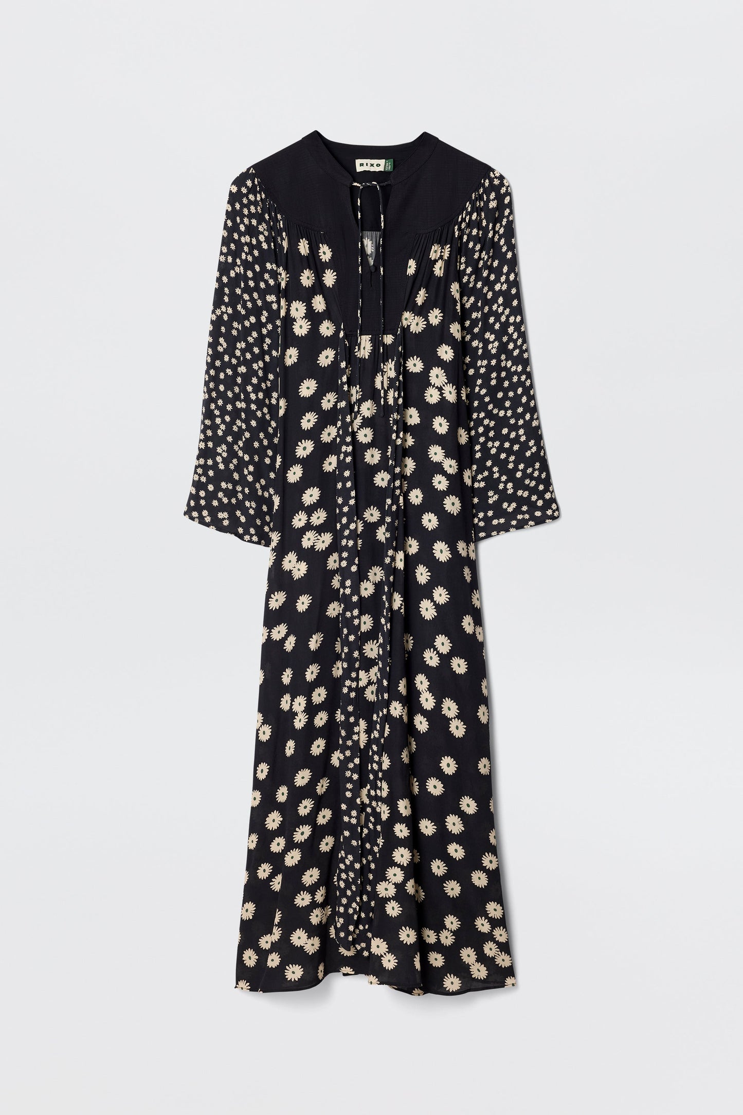 Anela - Daisy Mix Black