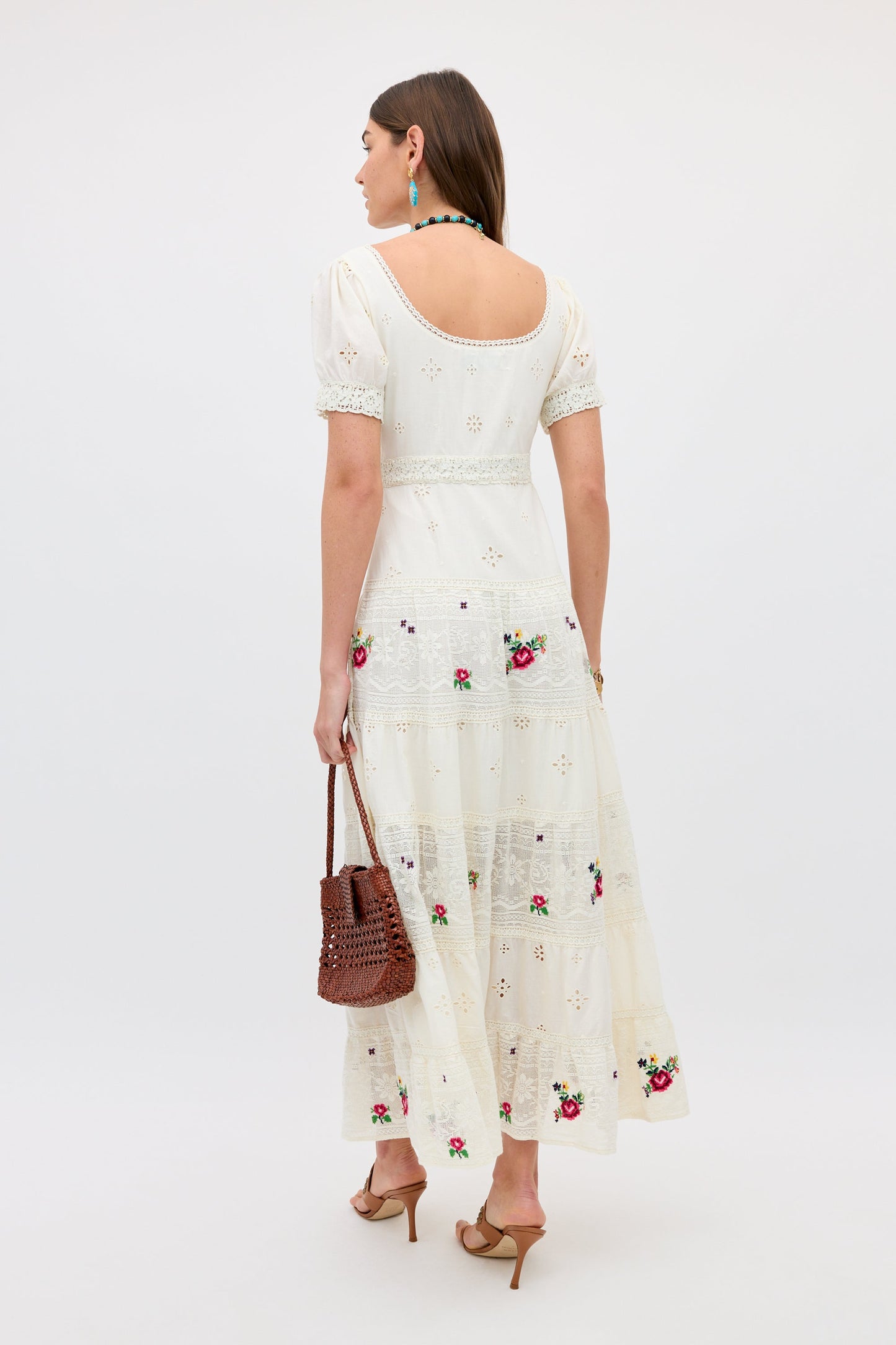 Cady - Spring Rose Embroidery Cream