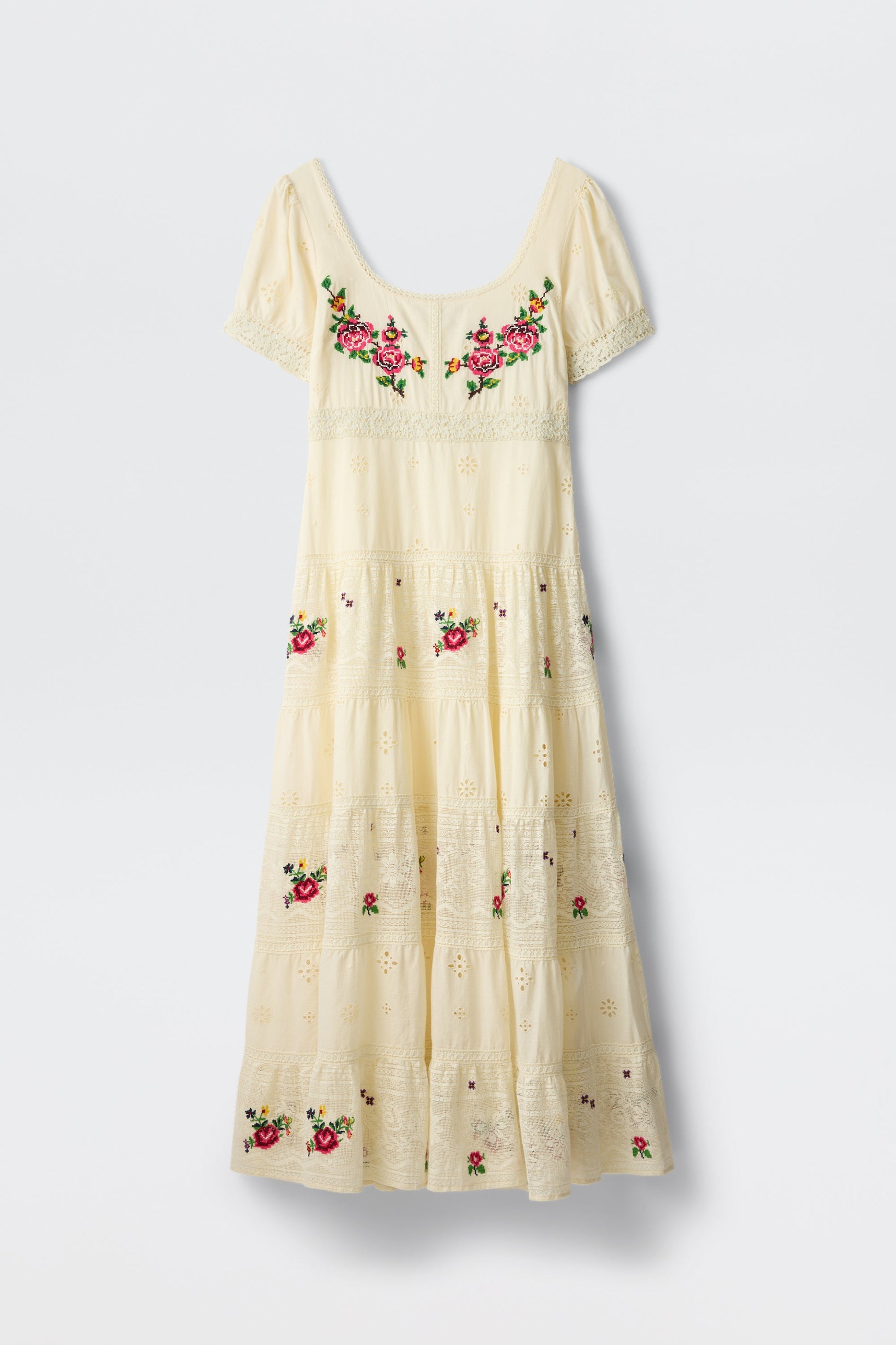 Cady - Spring Rose Embroidery Cream