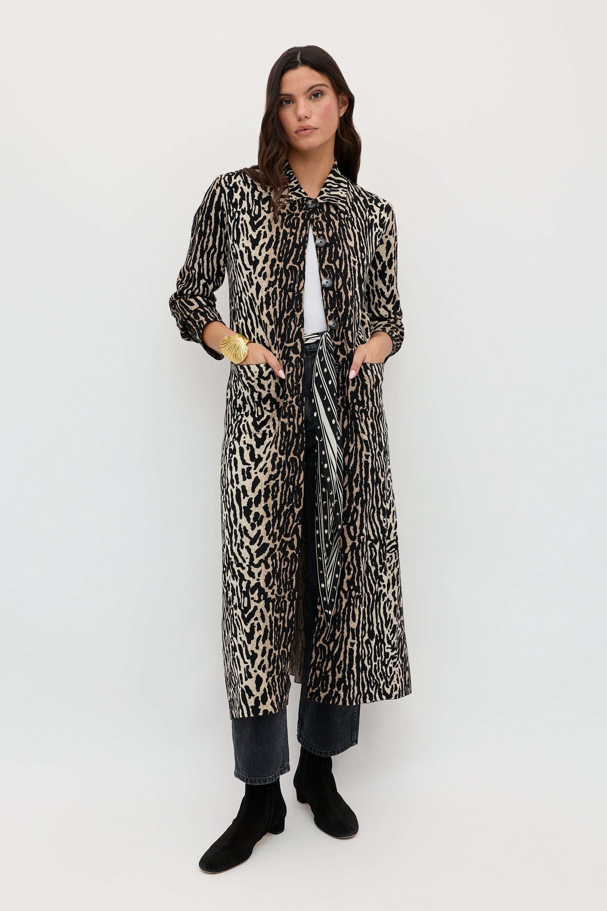 Jacoba  -  Bohemia Leopard Jacquard Brown